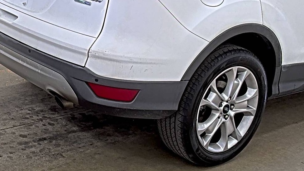 FORD ESCAPE - 10