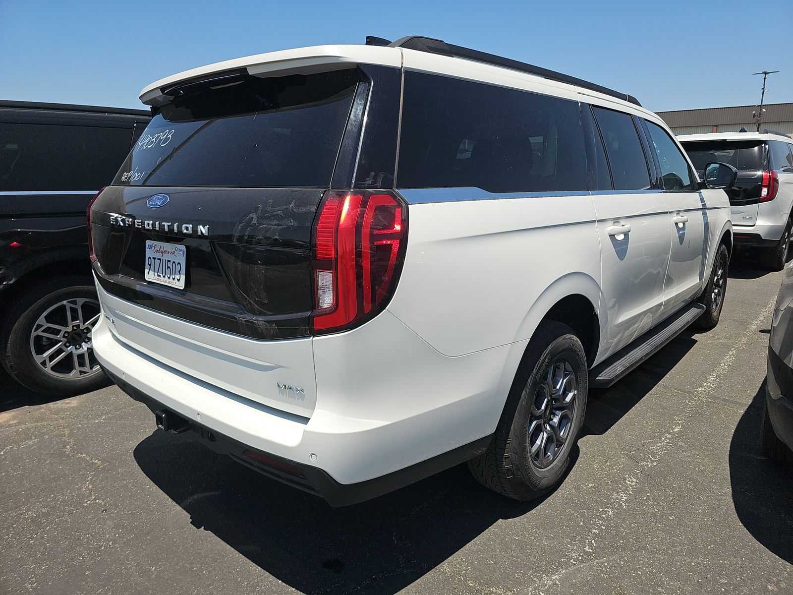 FORD EXPEDITION MAX - 5