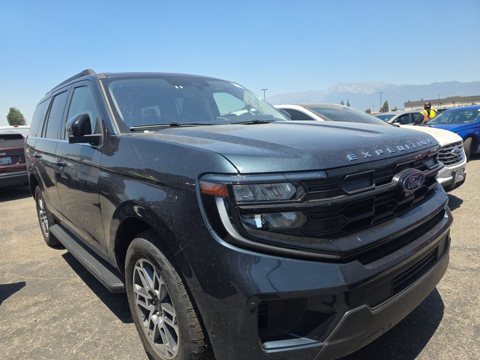 FORD EXPEDITION - 4