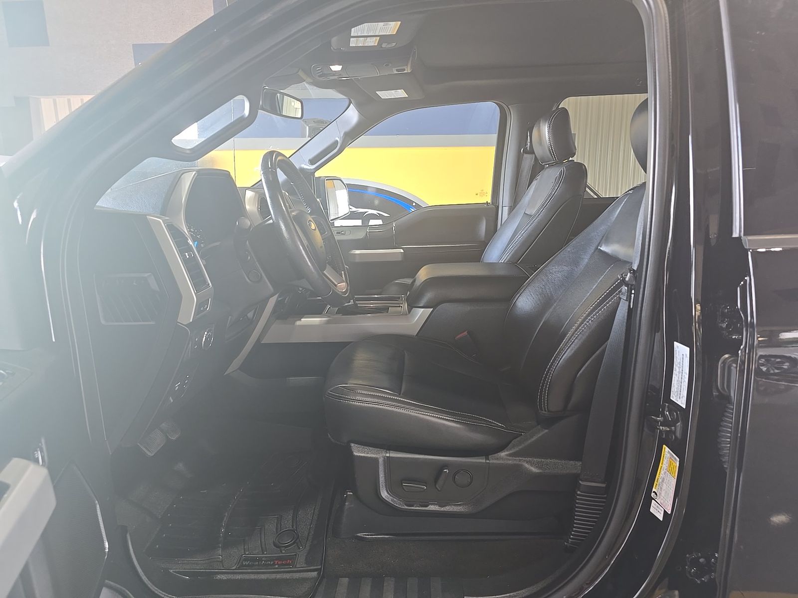 FORD F-150 - 8