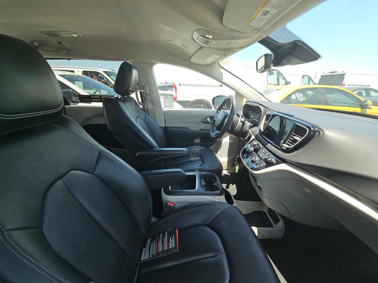 2024 Chrysler Pacifica Touring L FWD