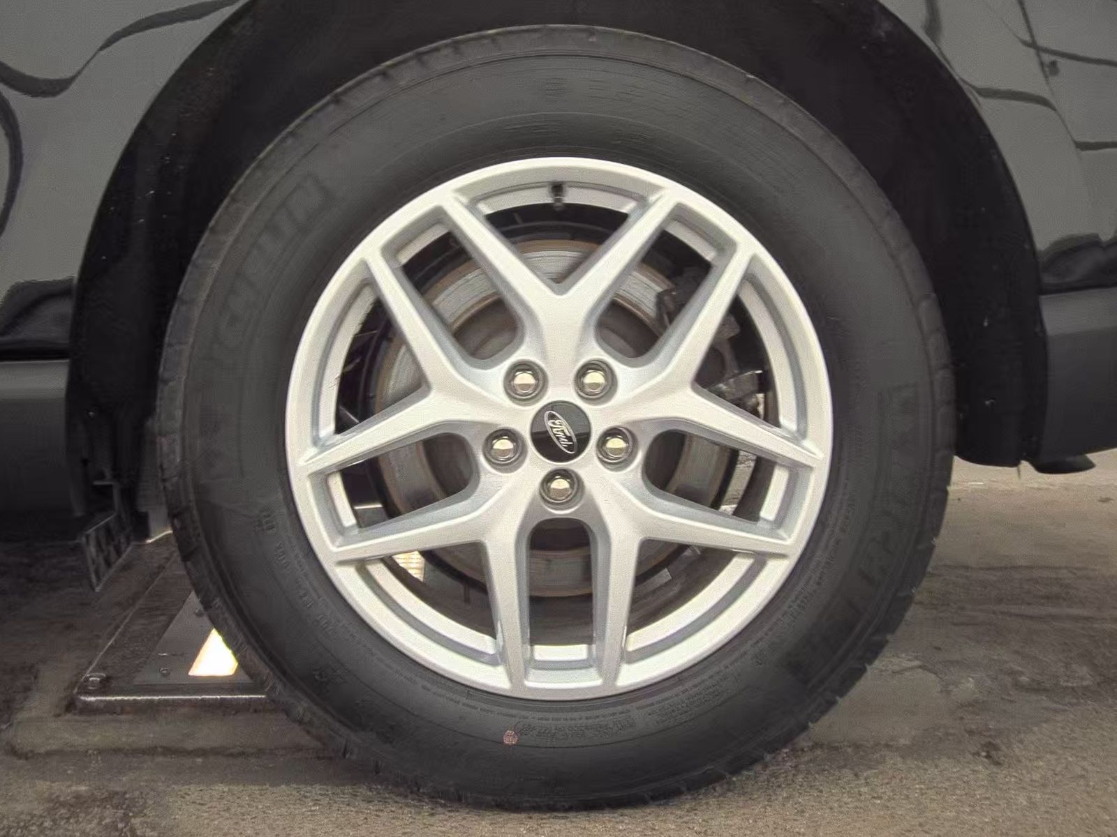 2023 Ford Edge SEL AWD