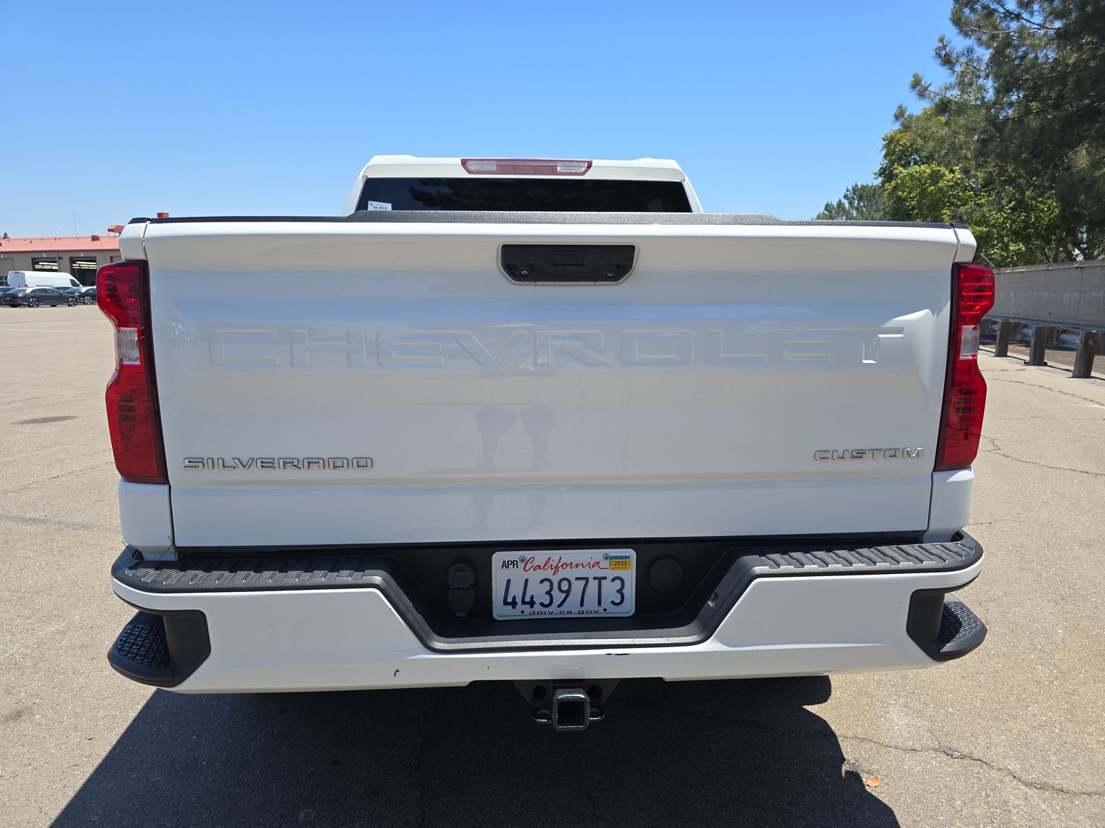 2022 Chevrolet Silverado 1500 Custom AWD