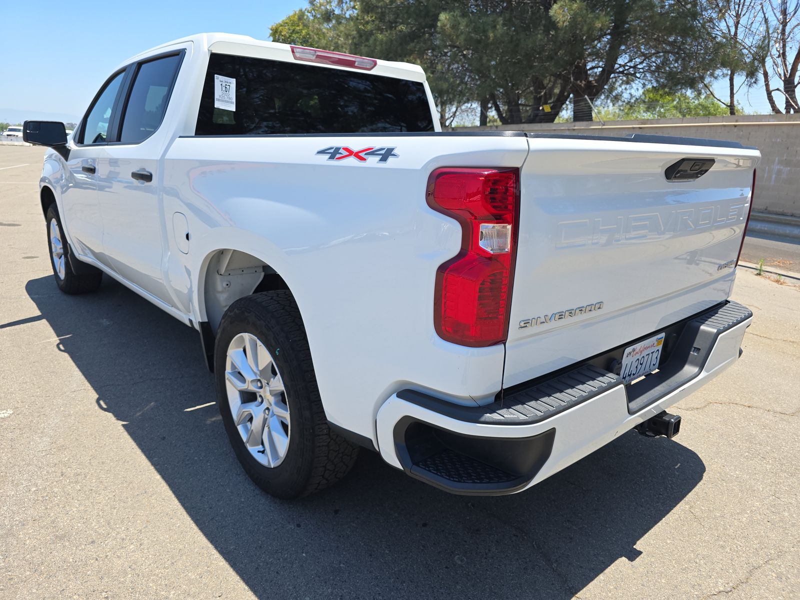 2022 Chevrolet Silverado 1500 Custom AWD