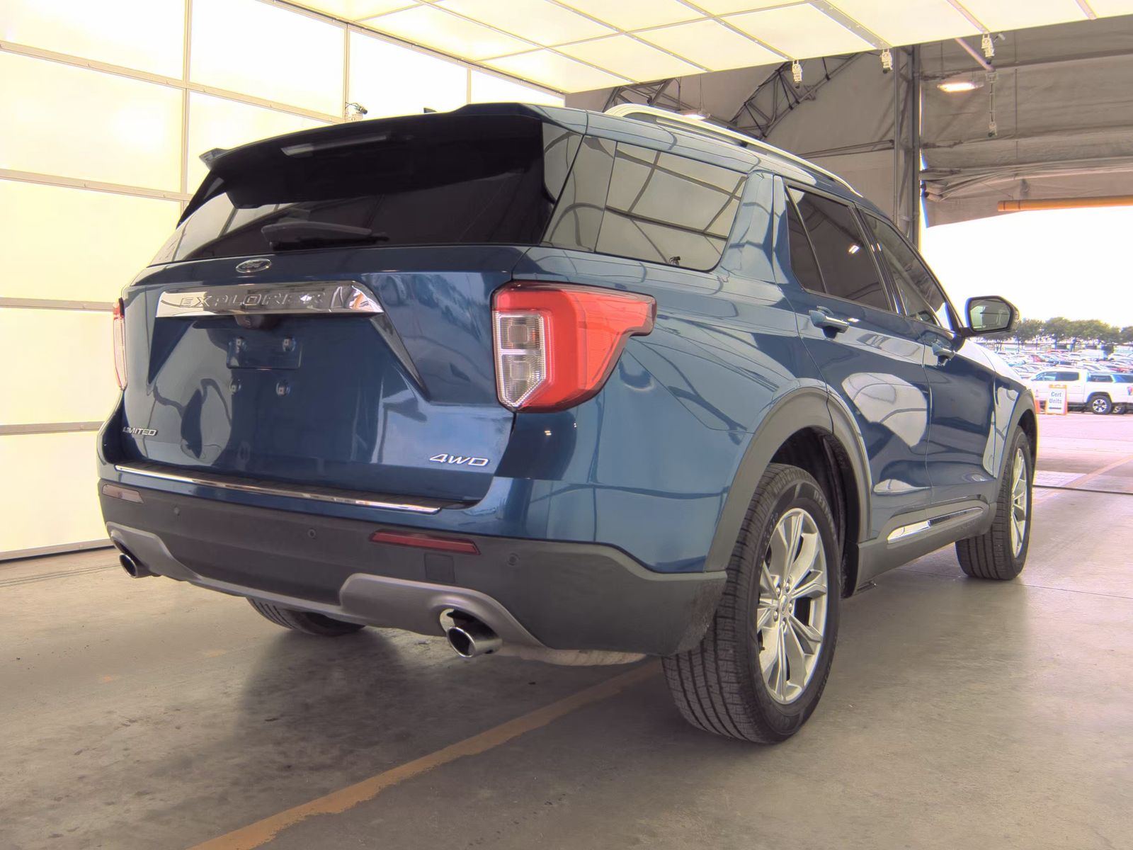 FORD EXPLORER - 6