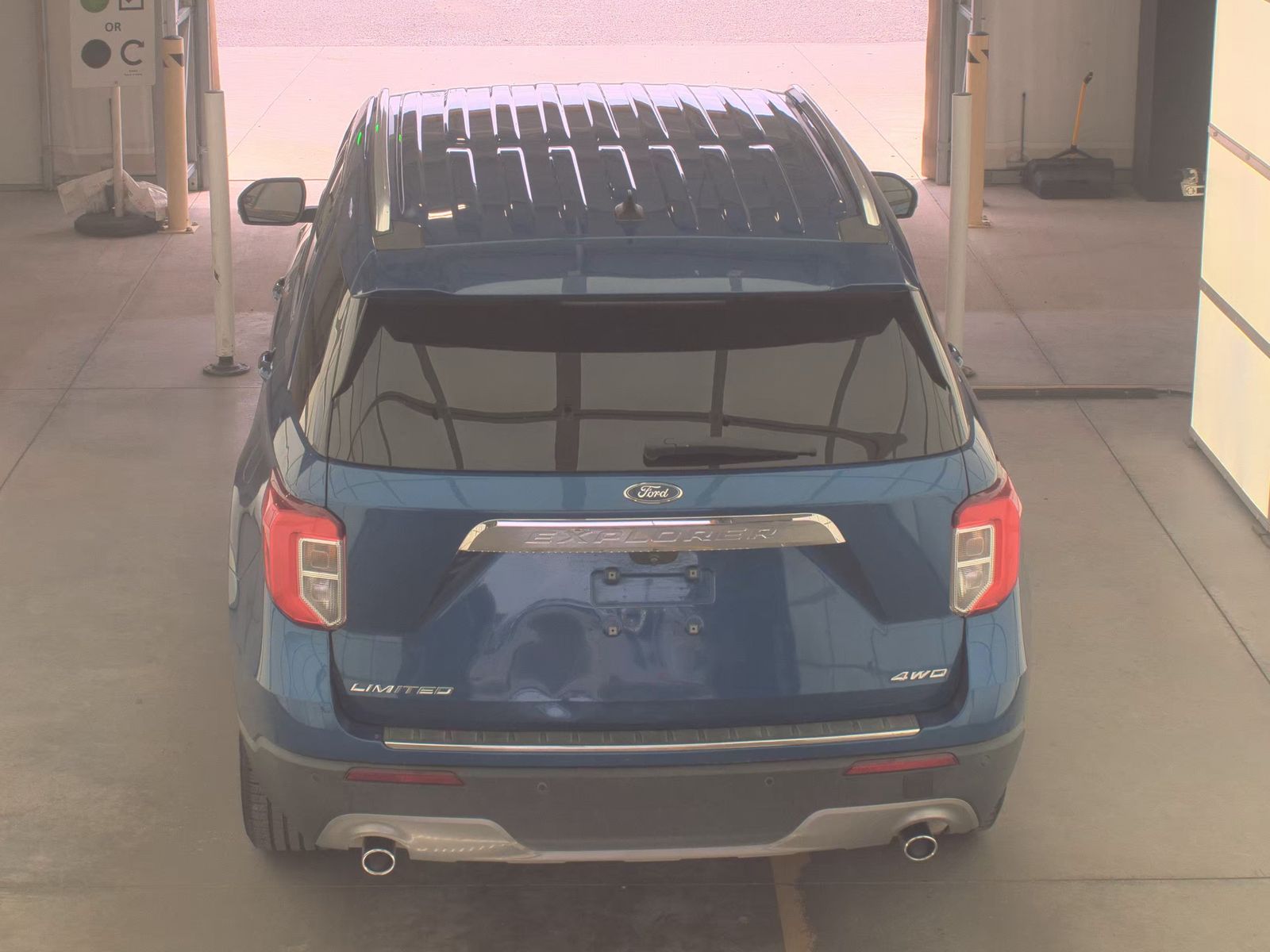FORD EXPLORER - 7