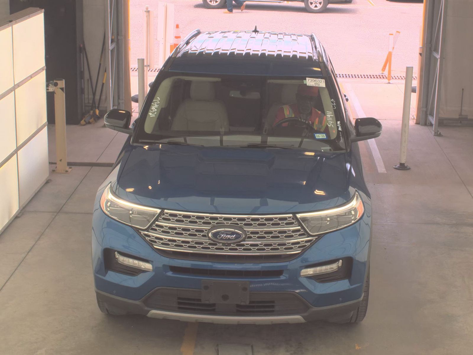 FORD EXPLORER - 3