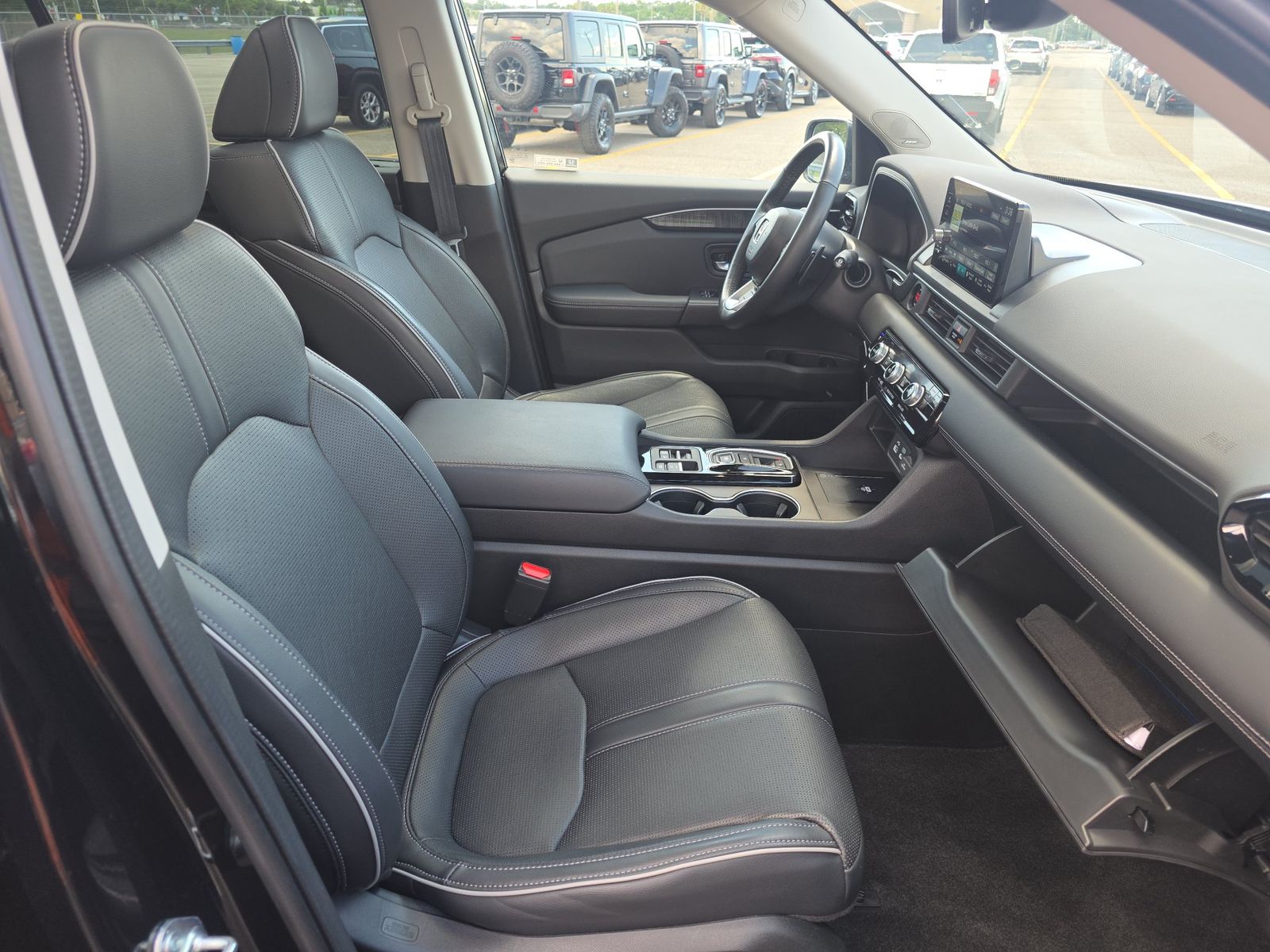 2023 Honda Pilot Elite AWD