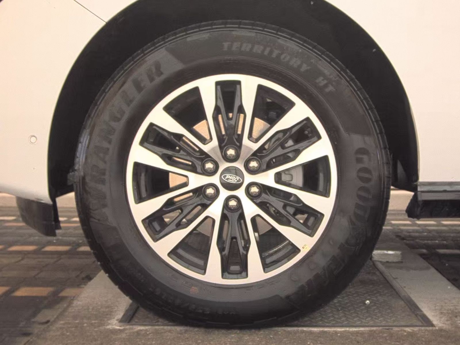 FORD EXPEDITION MAX - 10