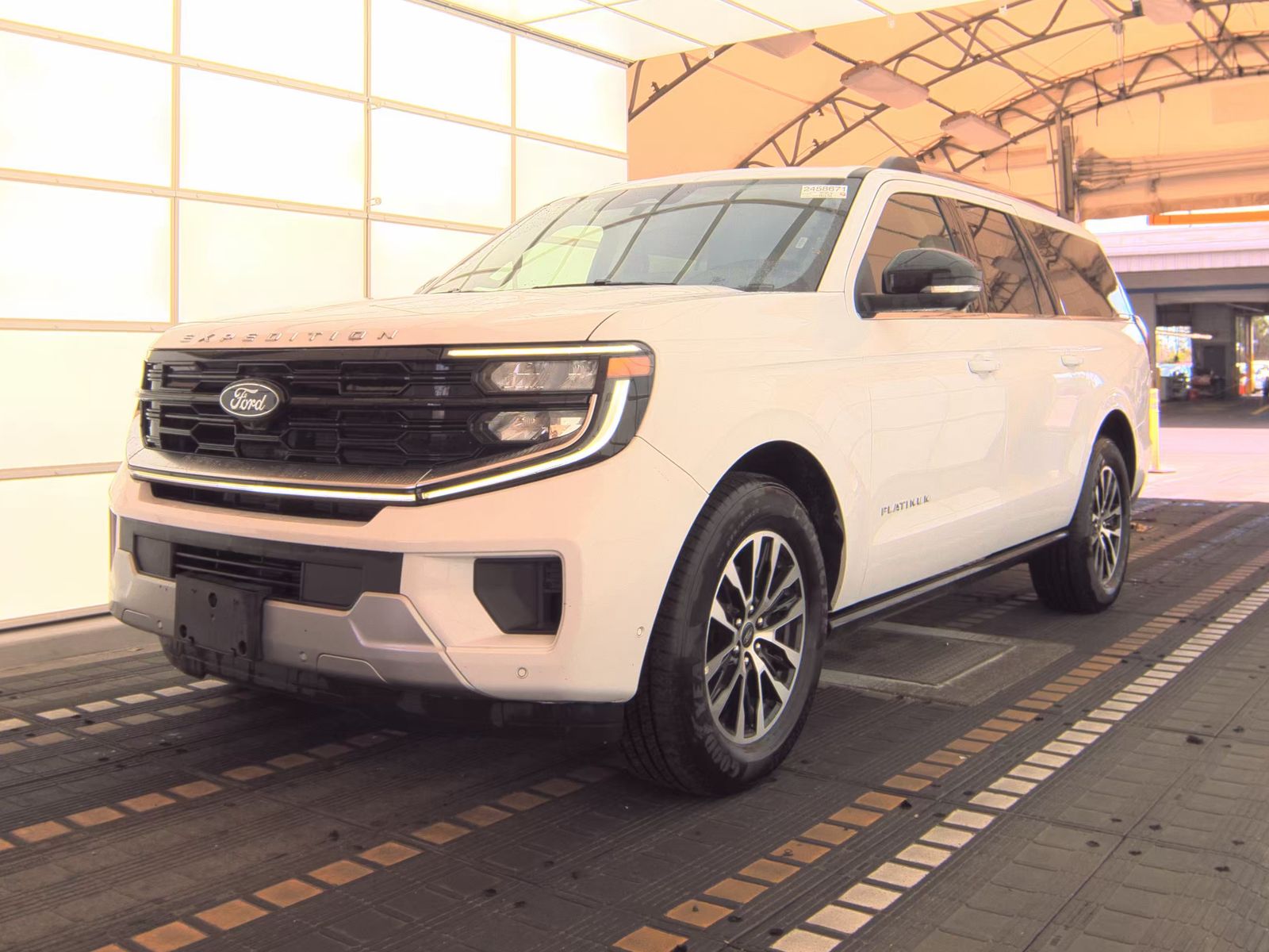 FORD EXPEDITION MAX - 1