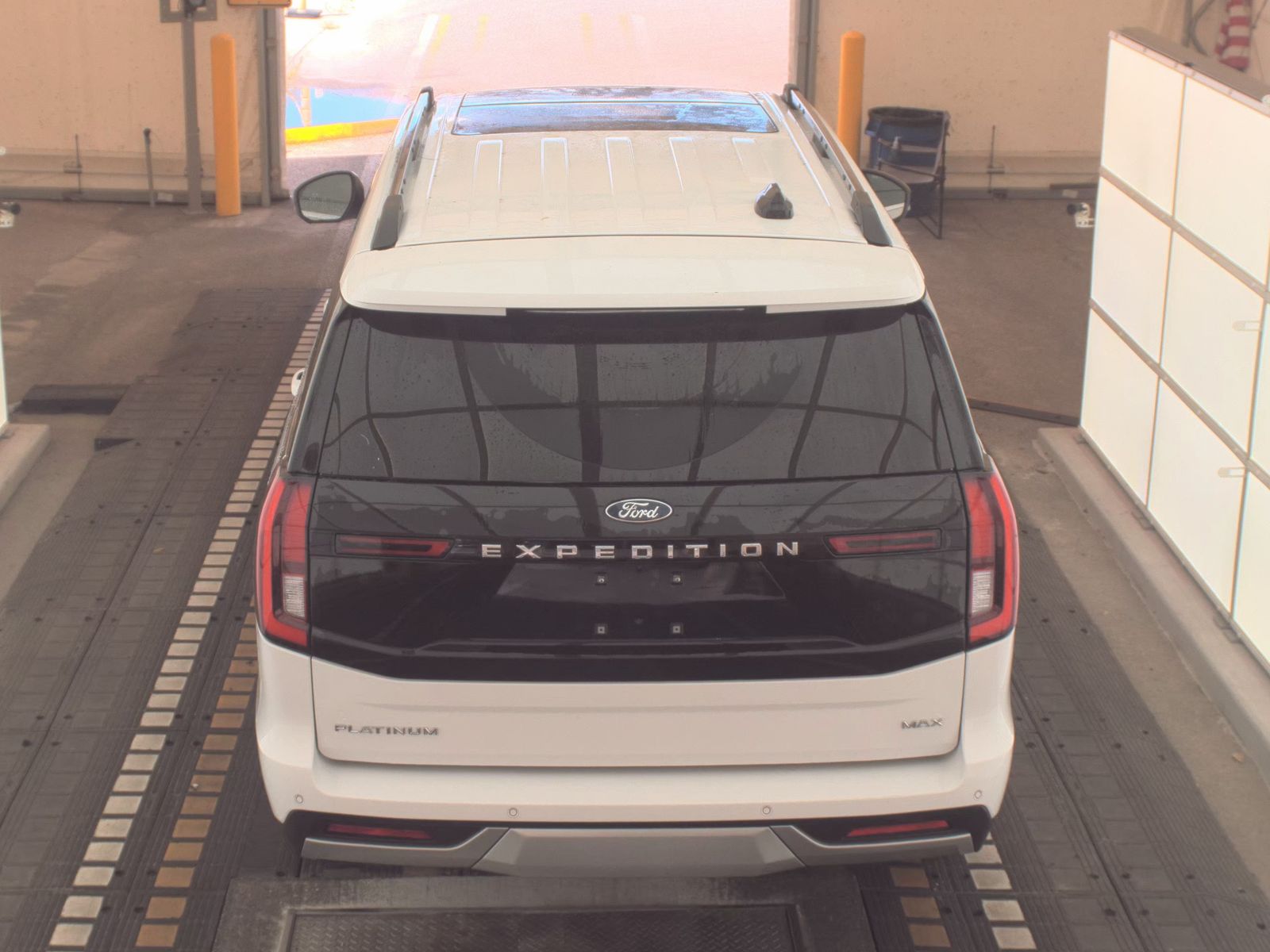 FORD EXPEDITION MAX - 7