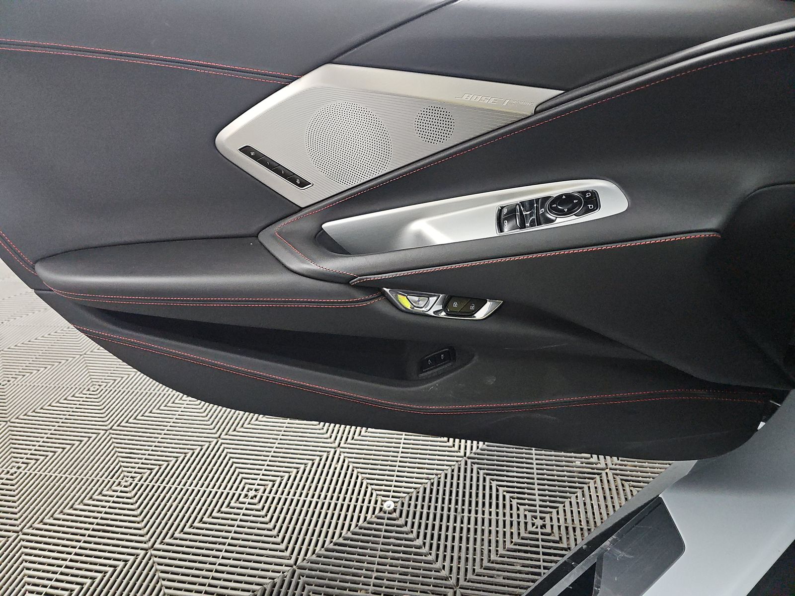 2020 Chevrolet Corvette Stingray RWD