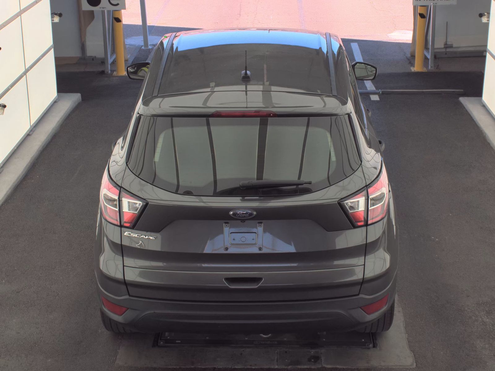 FORD ESCAPE - 6