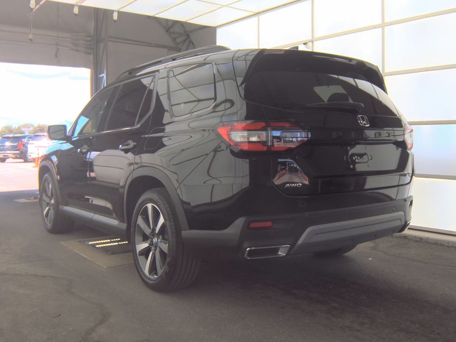 2023 Honda Pilot Elite AWD
