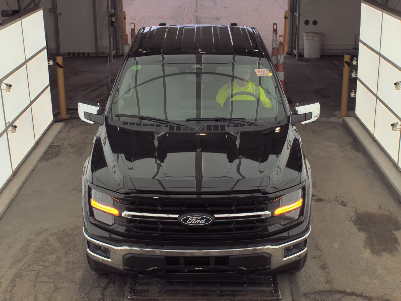 2025 Ford F-150 Hybrid XLT AWD