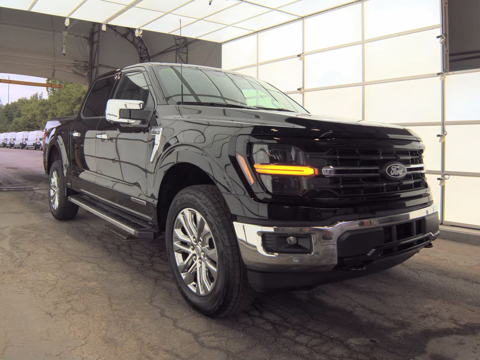 2025 Ford F-150 Hybrid XLT AWD