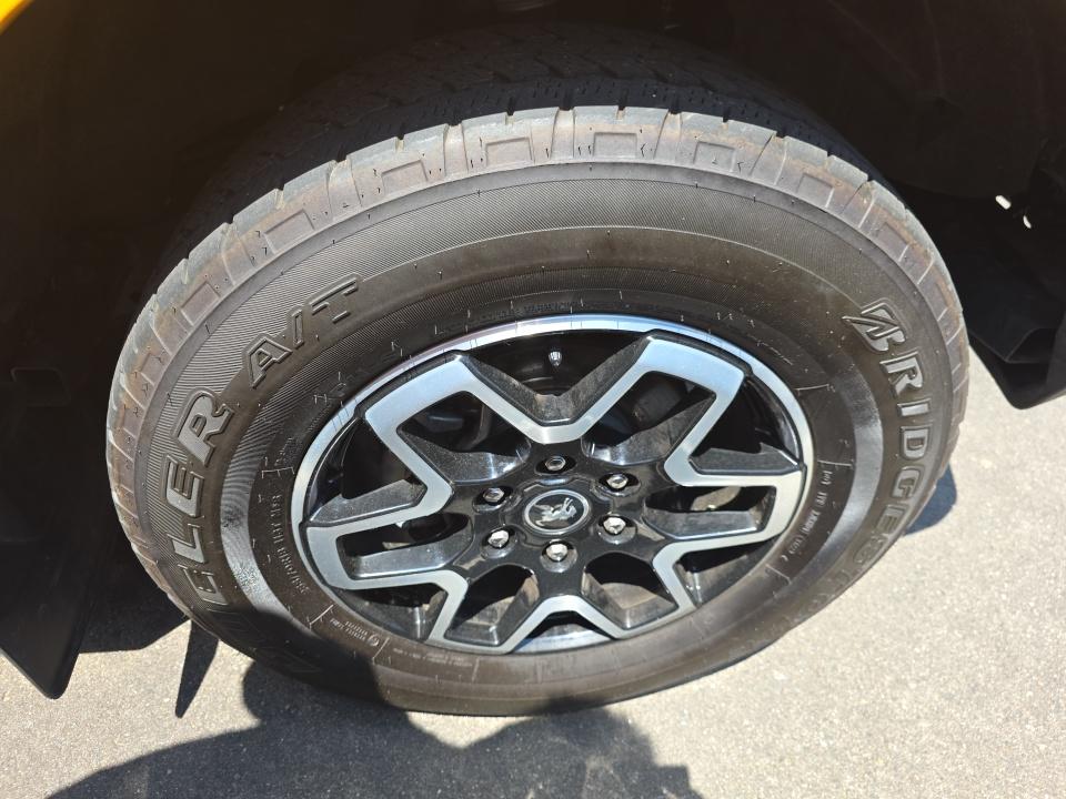 FORD BRONCO - 10
