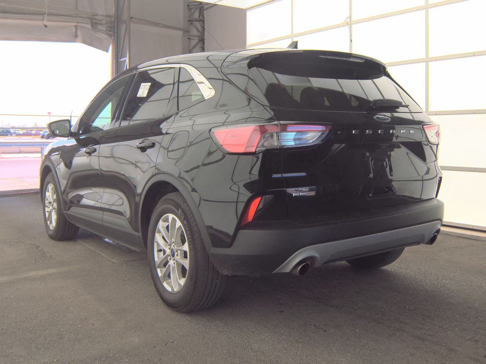 FORD ESCAPE - 9