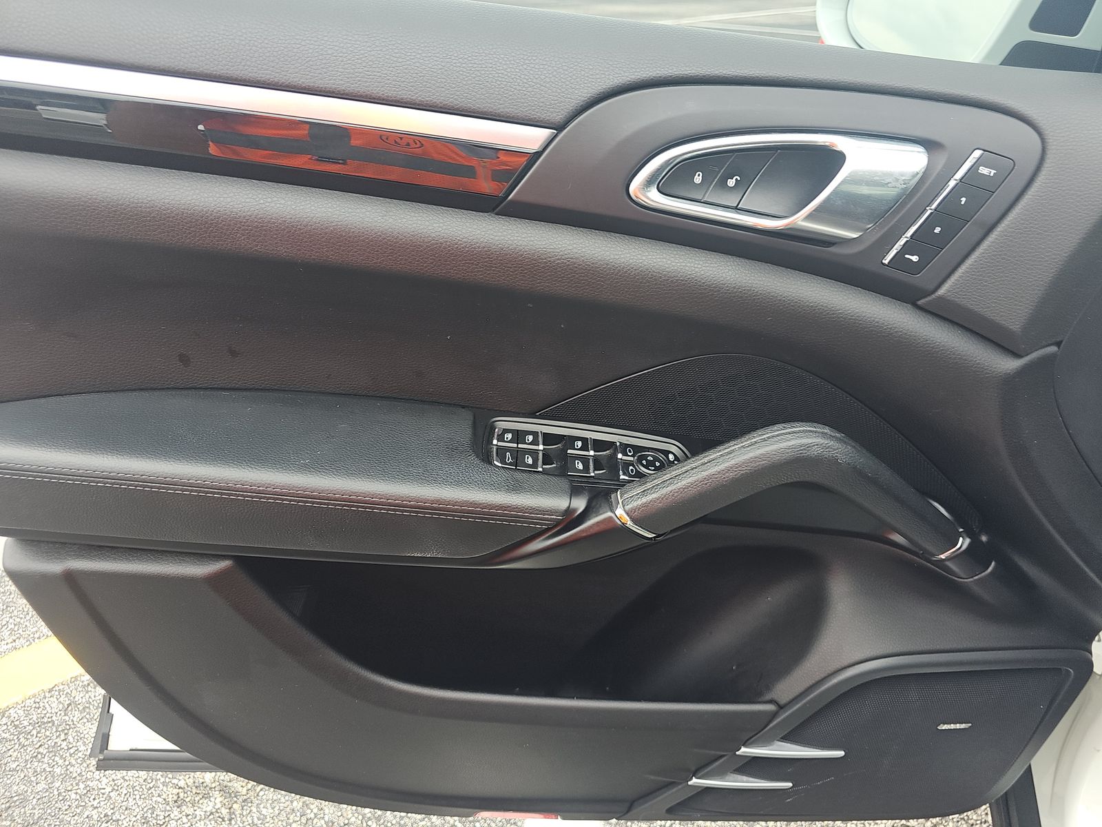 PORSCHE CAYENNE - 10