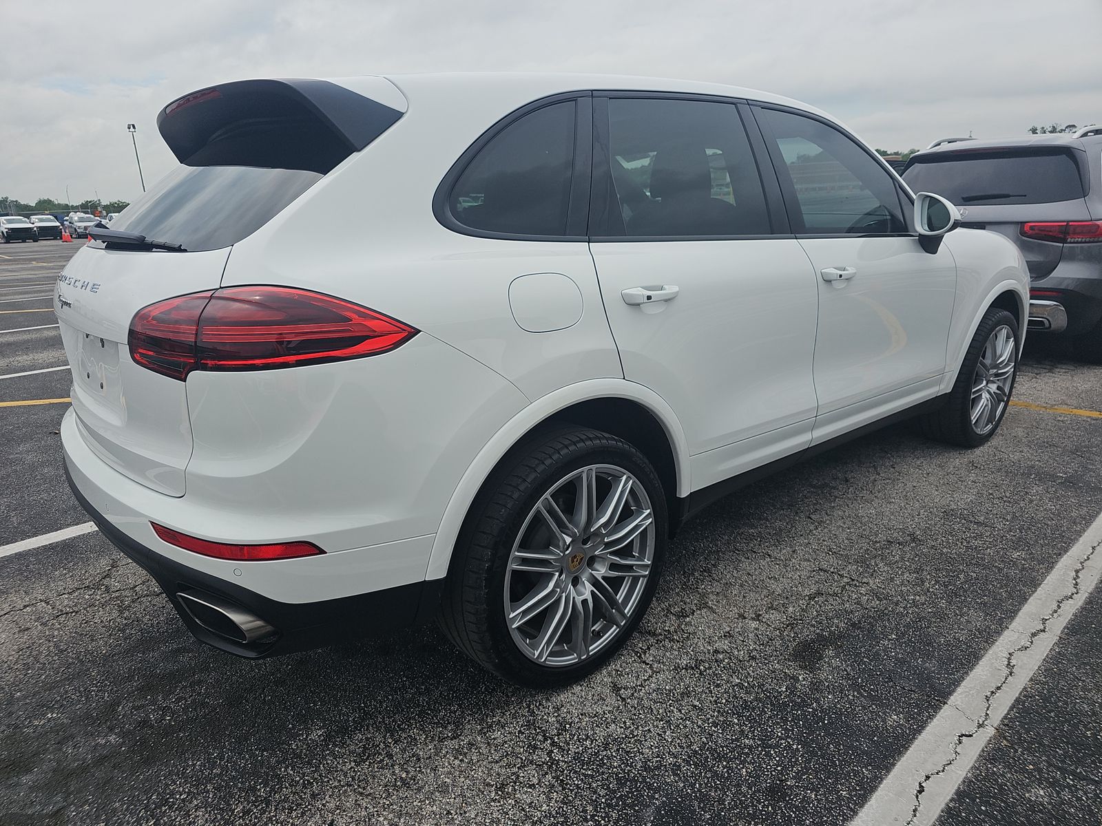 PORSCHE CAYENNE - 5