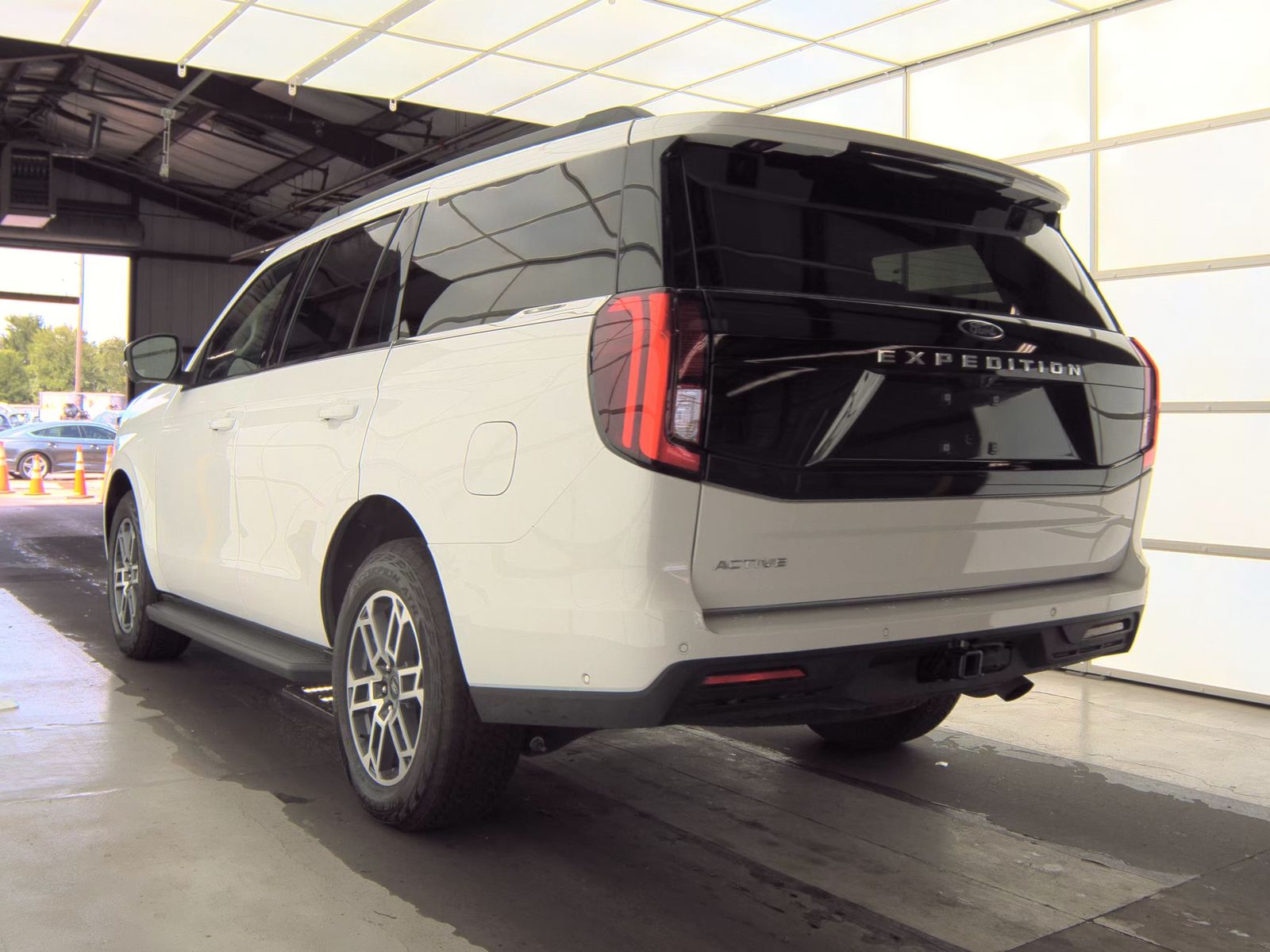 FORD EXPEDITION - 9