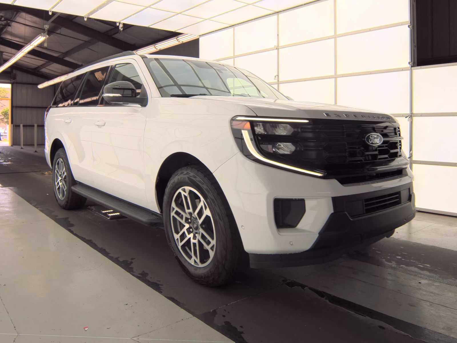 FORD EXPEDITION - 5