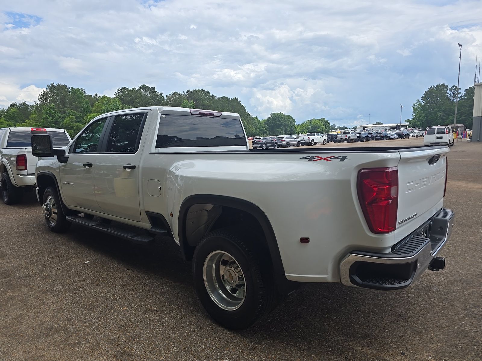 2025 Chevrolet Silverado 3500HD Work Truck AWD