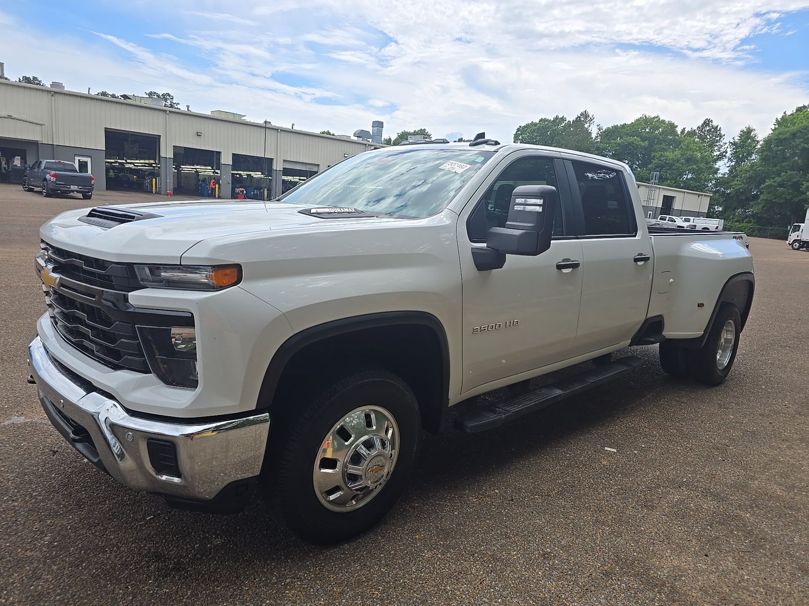 2025 Chevrolet Silverado 3500HD Work Truck AWD