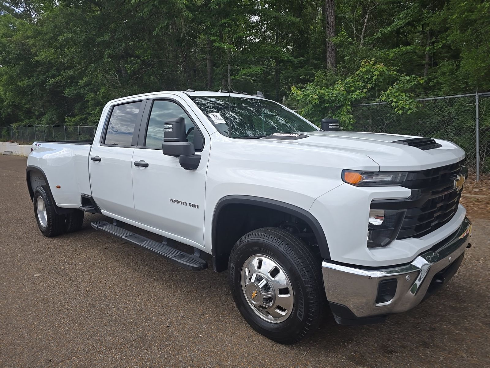 2025 Chevrolet Silverado 3500HD Work Truck AWD