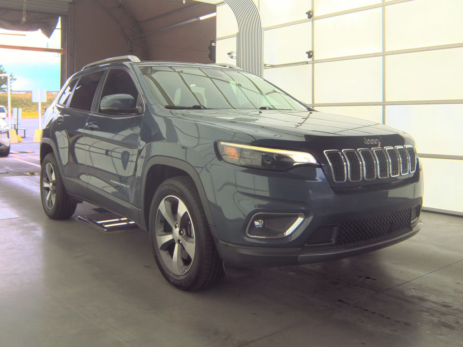 2019 Jeep Cherokee Limited AWD