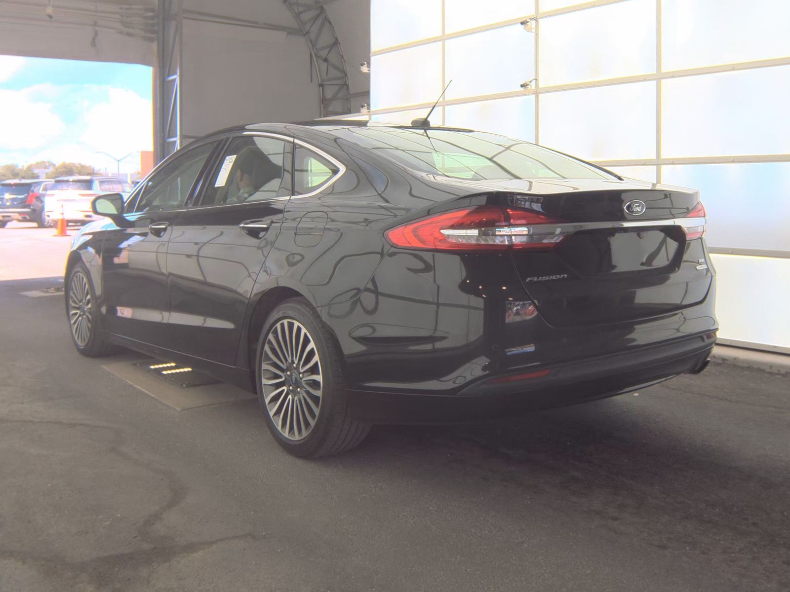 FORD FUSION - 9