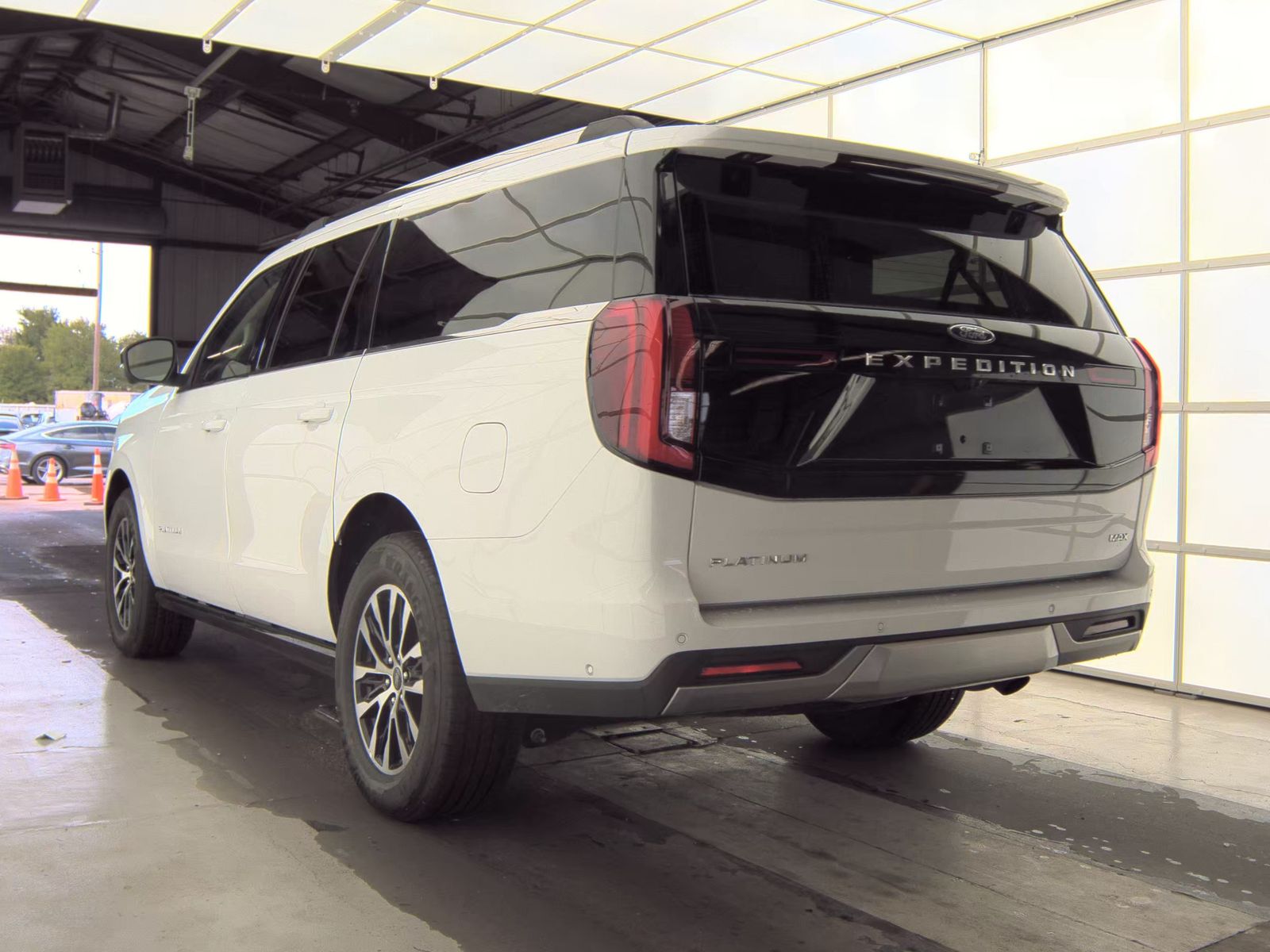 FORD EXPEDITION MAX - 9