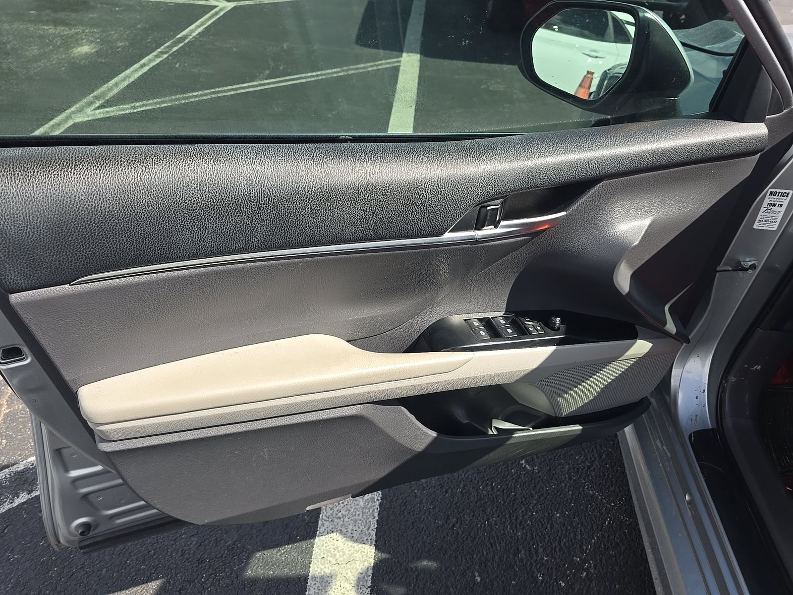 TOYOTA CAMRY - 10
