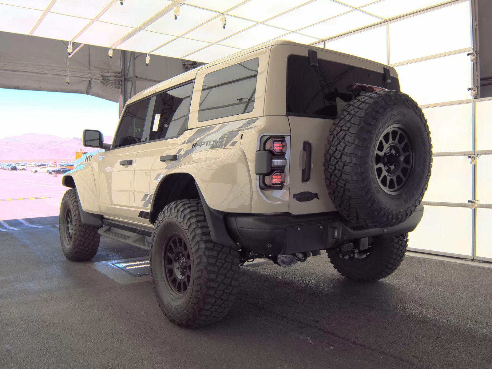 FORD BRONCO - 9