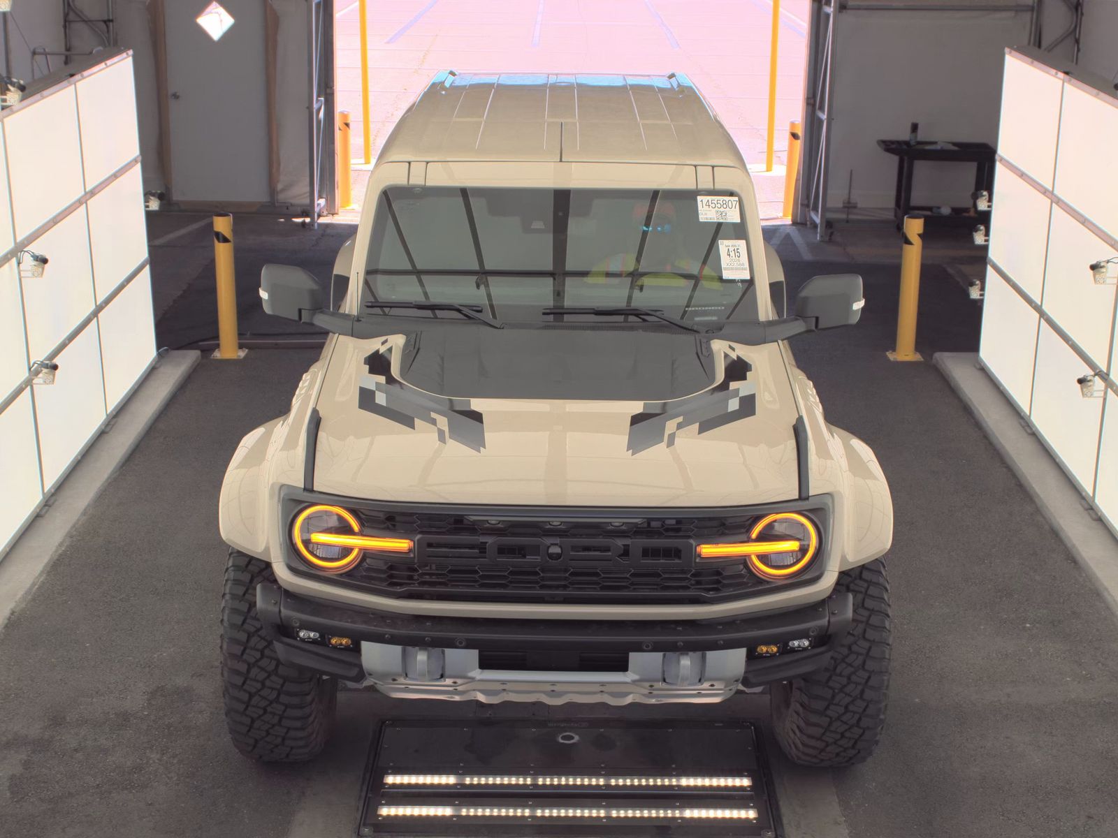 FORD BRONCO - 3