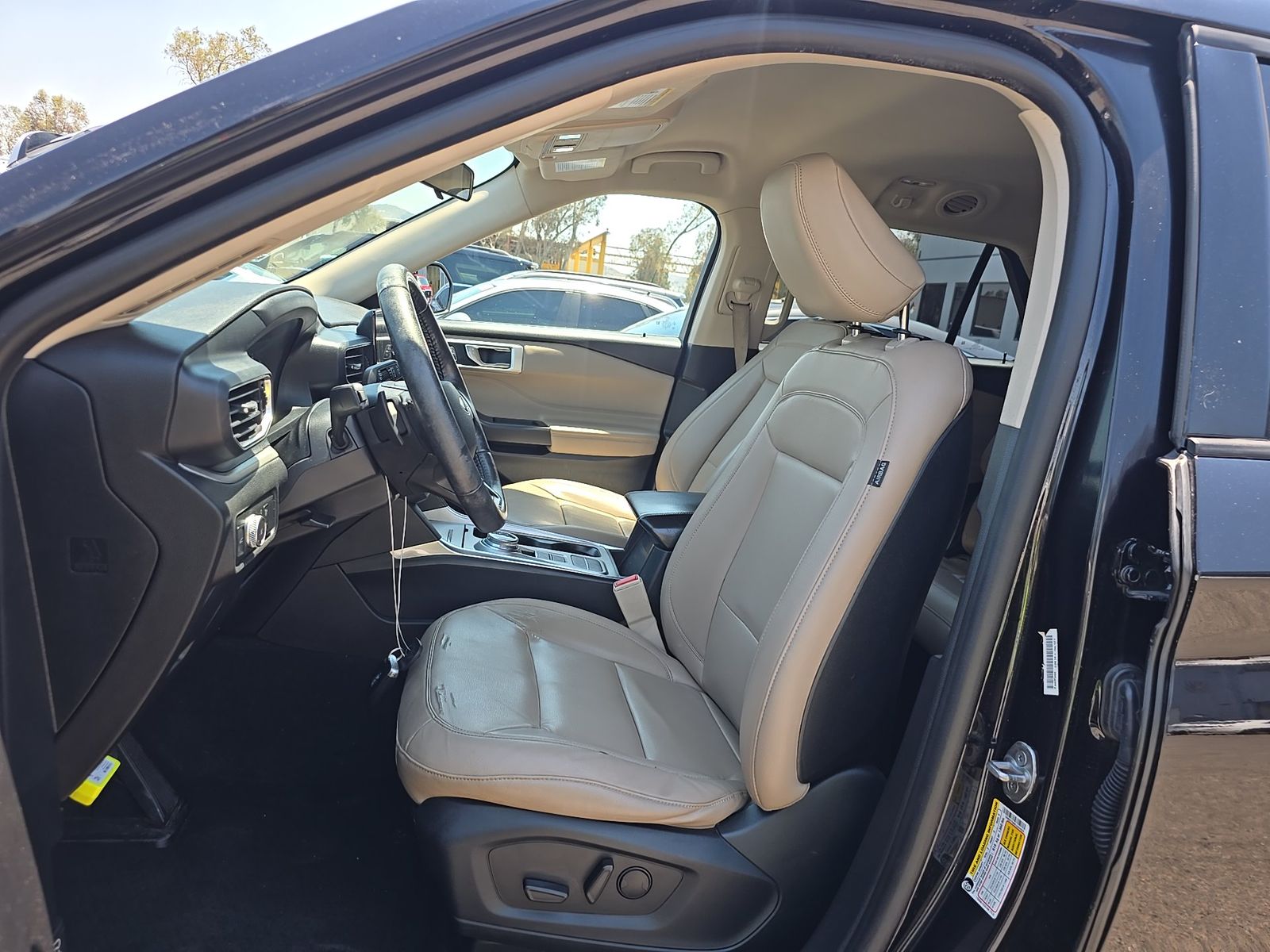 FORD EXPLORER - 8