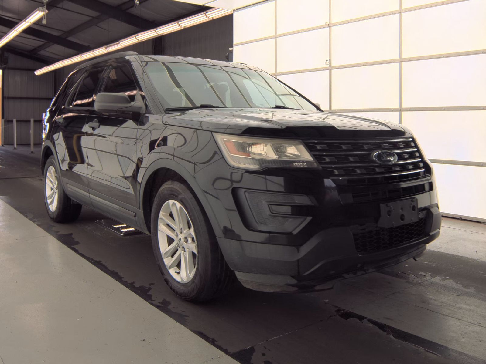 FORD EXPLORER - 5