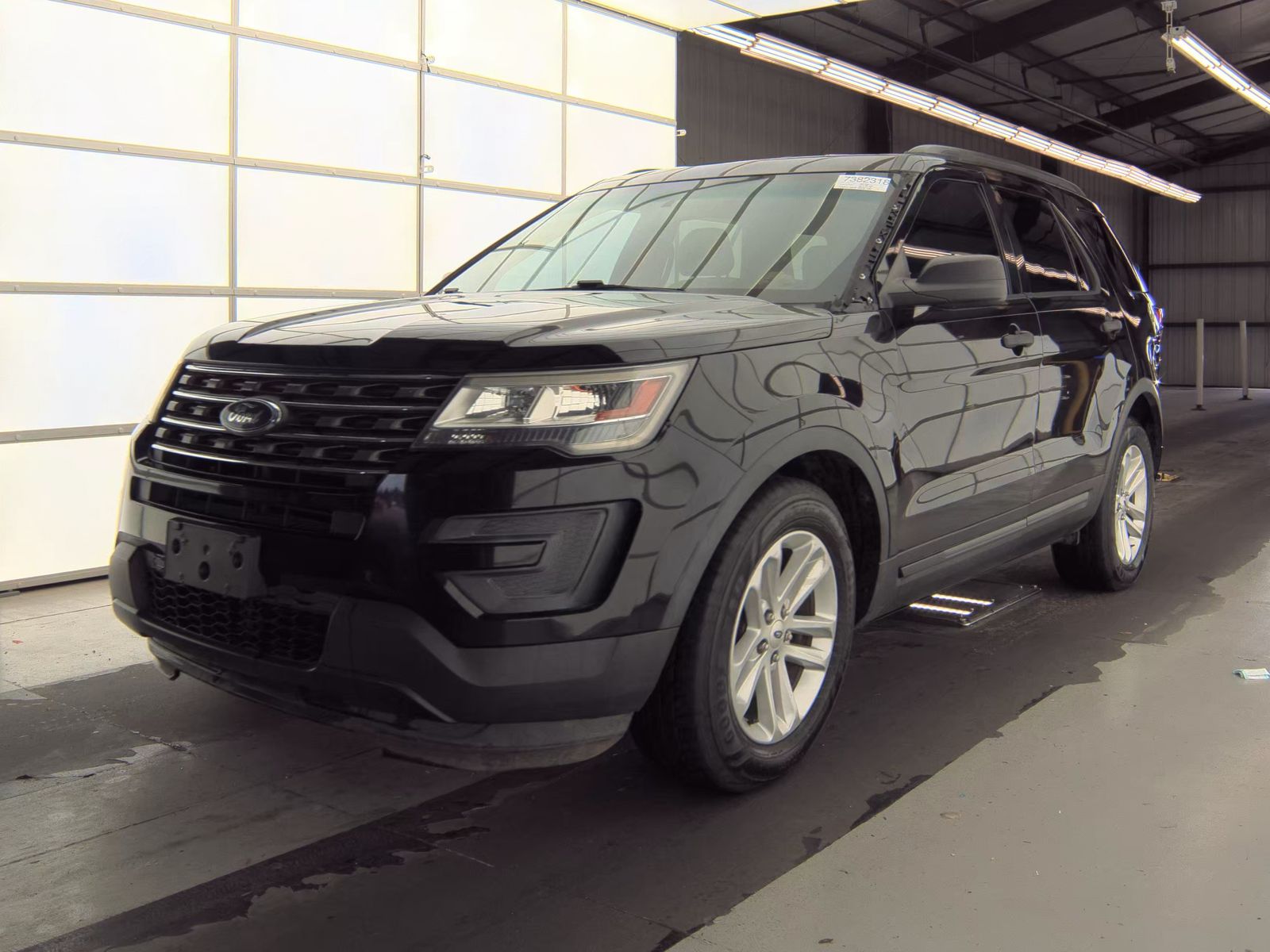 FORD EXPLORER - 1