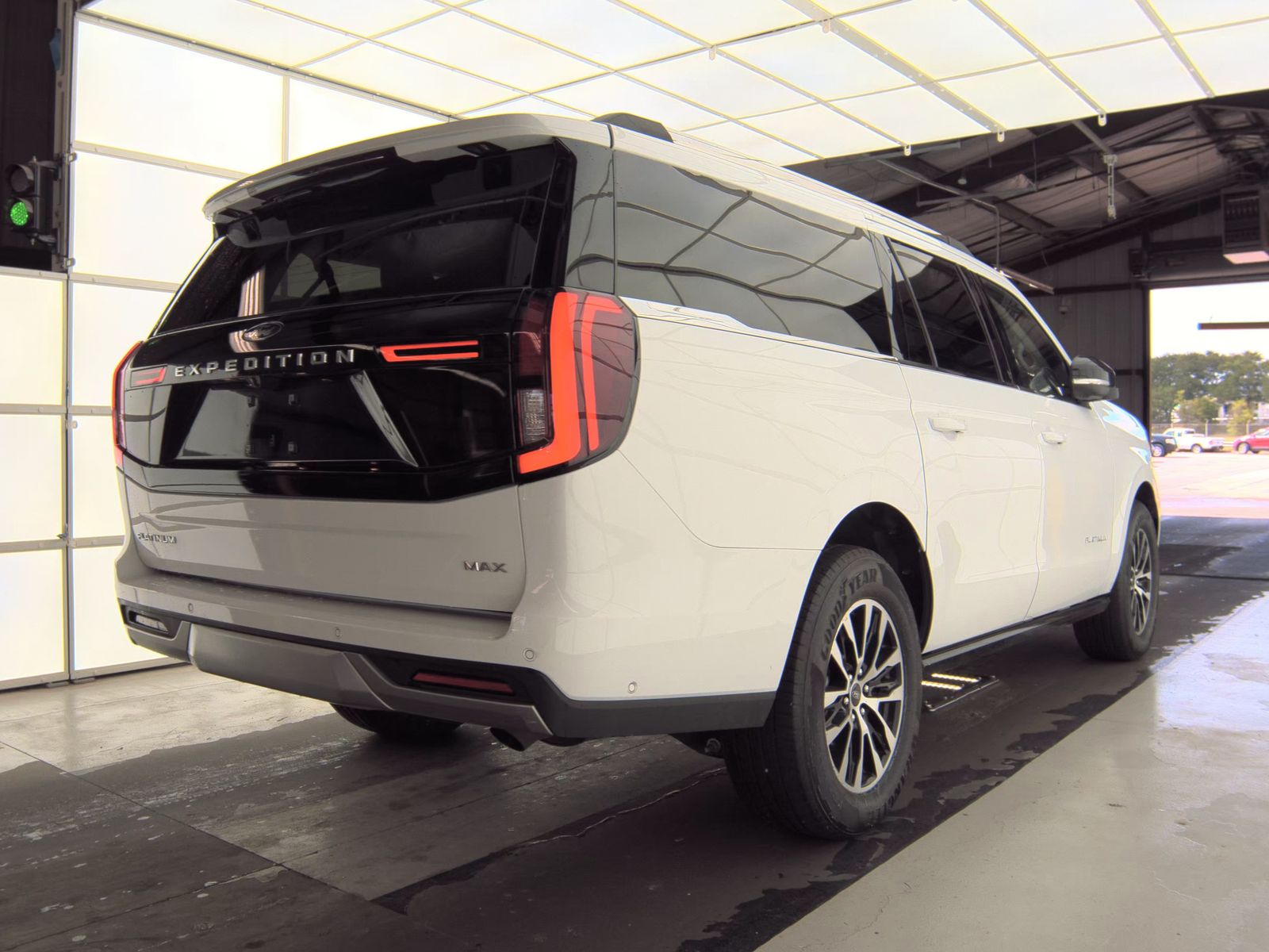 FORD EXPEDITION MAX - 6