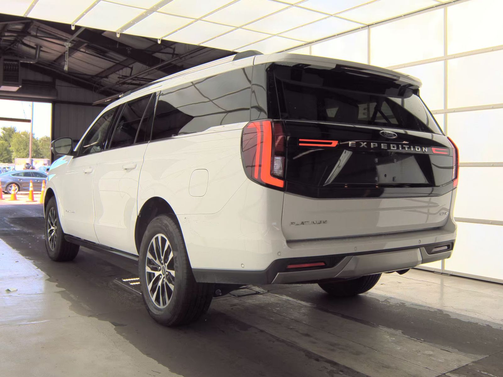 FORD EXPEDITION MAX - 9