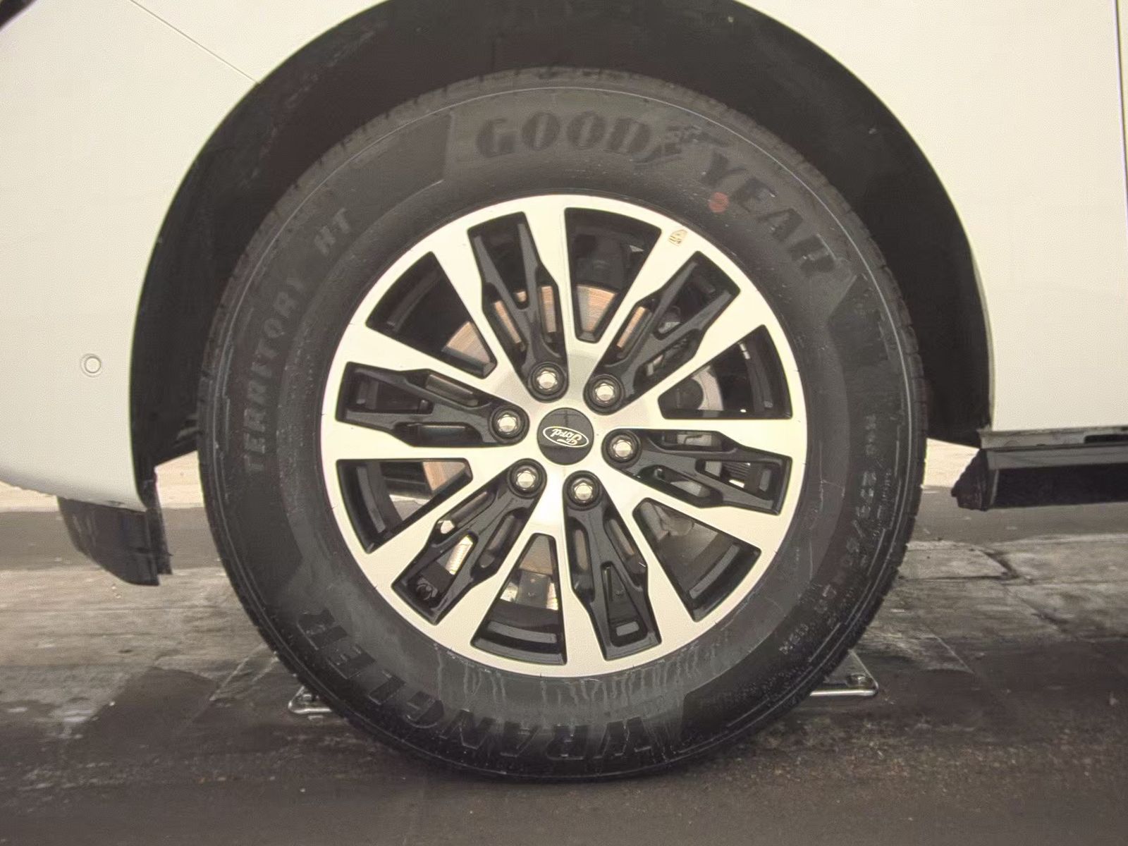 FORD EXPEDITION MAX - 10