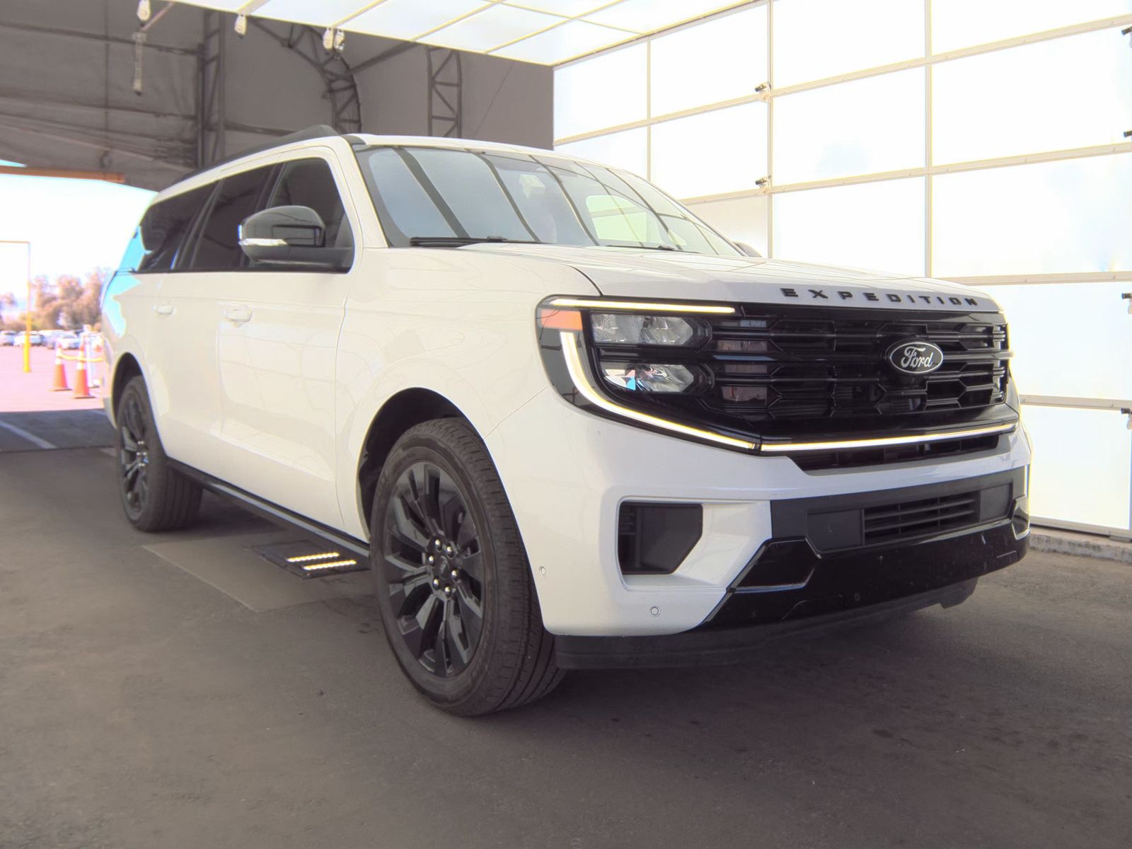 FORD EXPEDITION MAX - 4