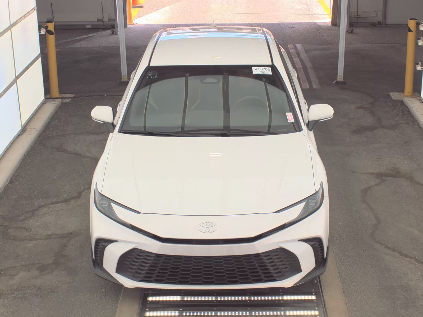 TOYOTA CAMRY - 3