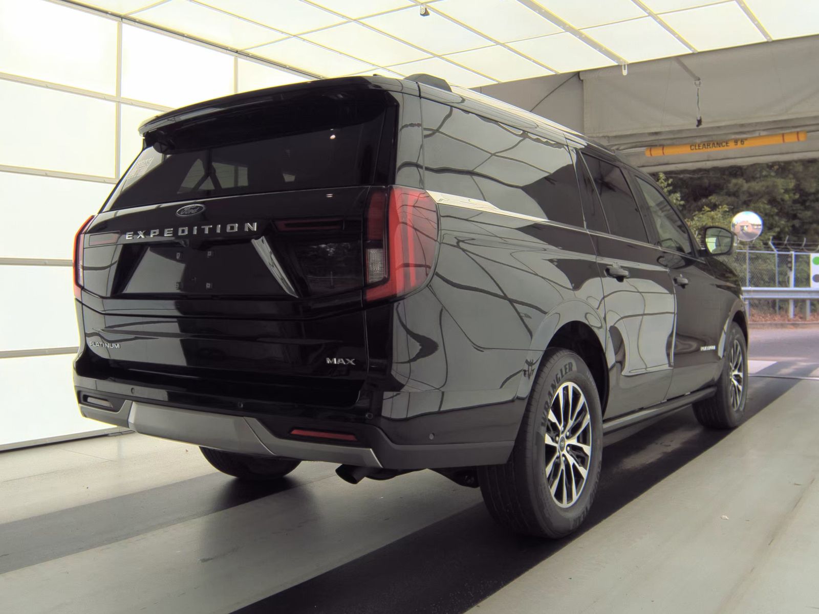 FORD EXPEDITION MAX - 6