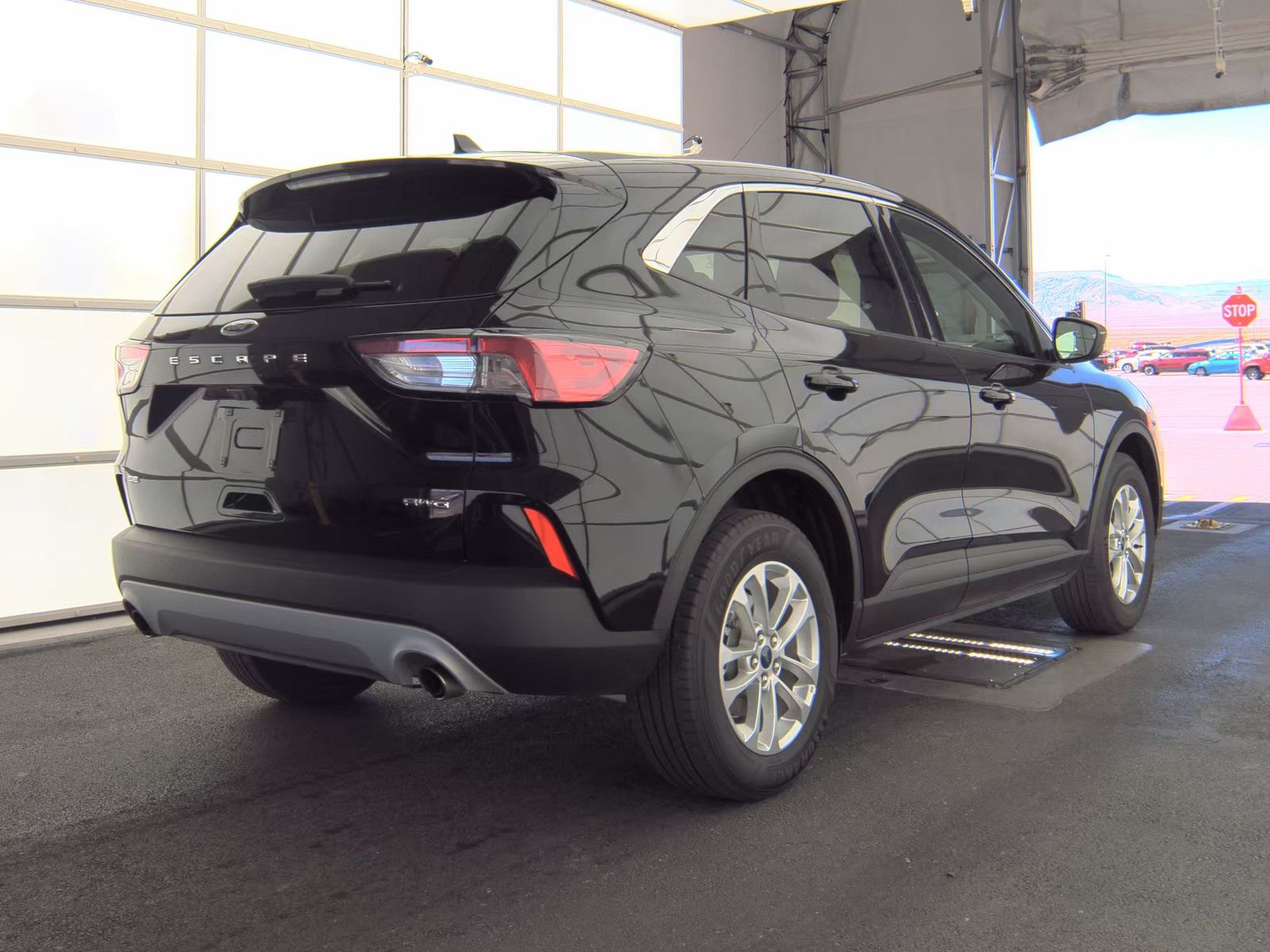 FORD ESCAPE - 6