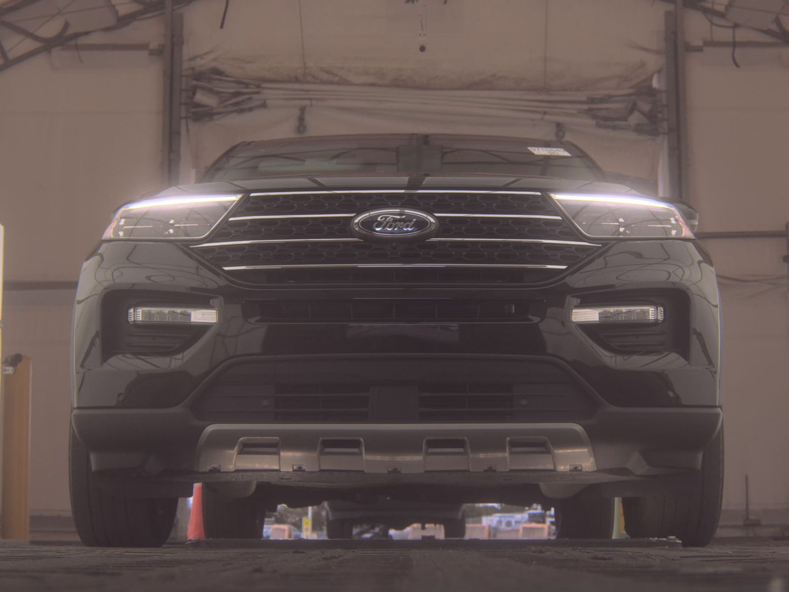 FORD EXPLORER - 4