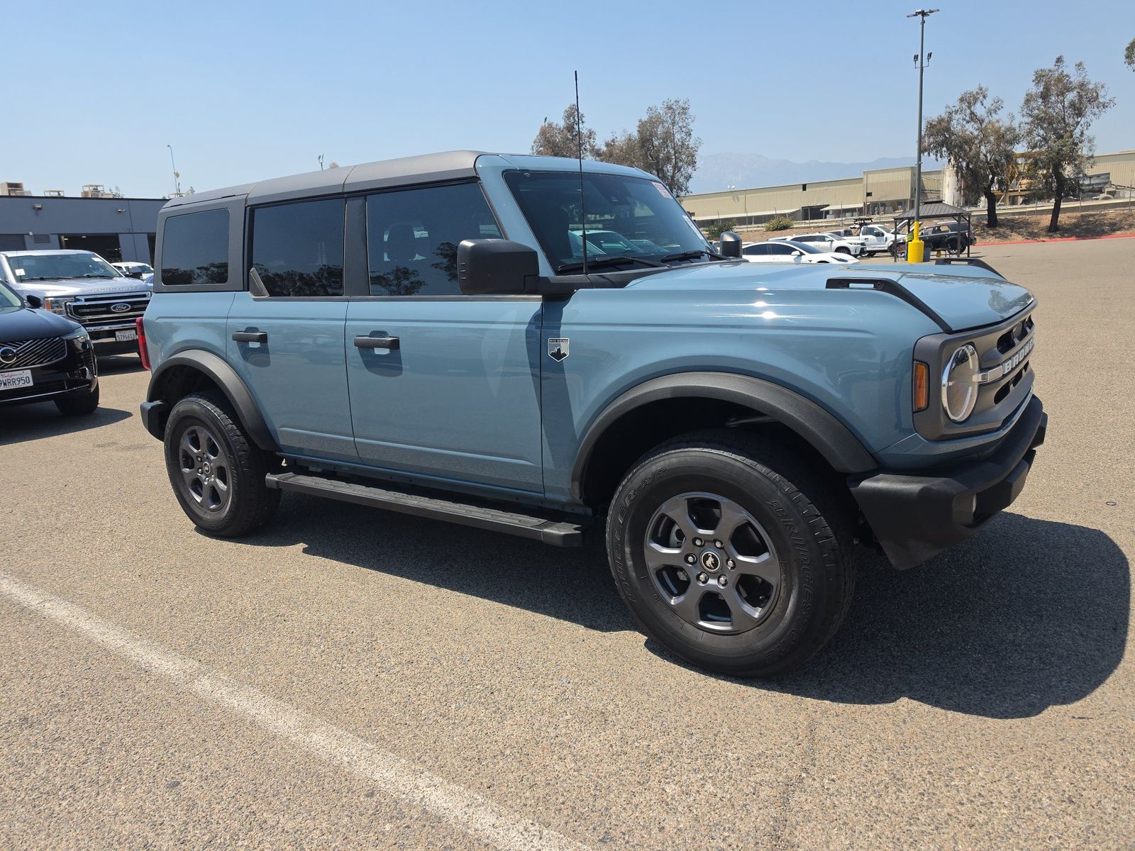 FORD BRONCO - 4