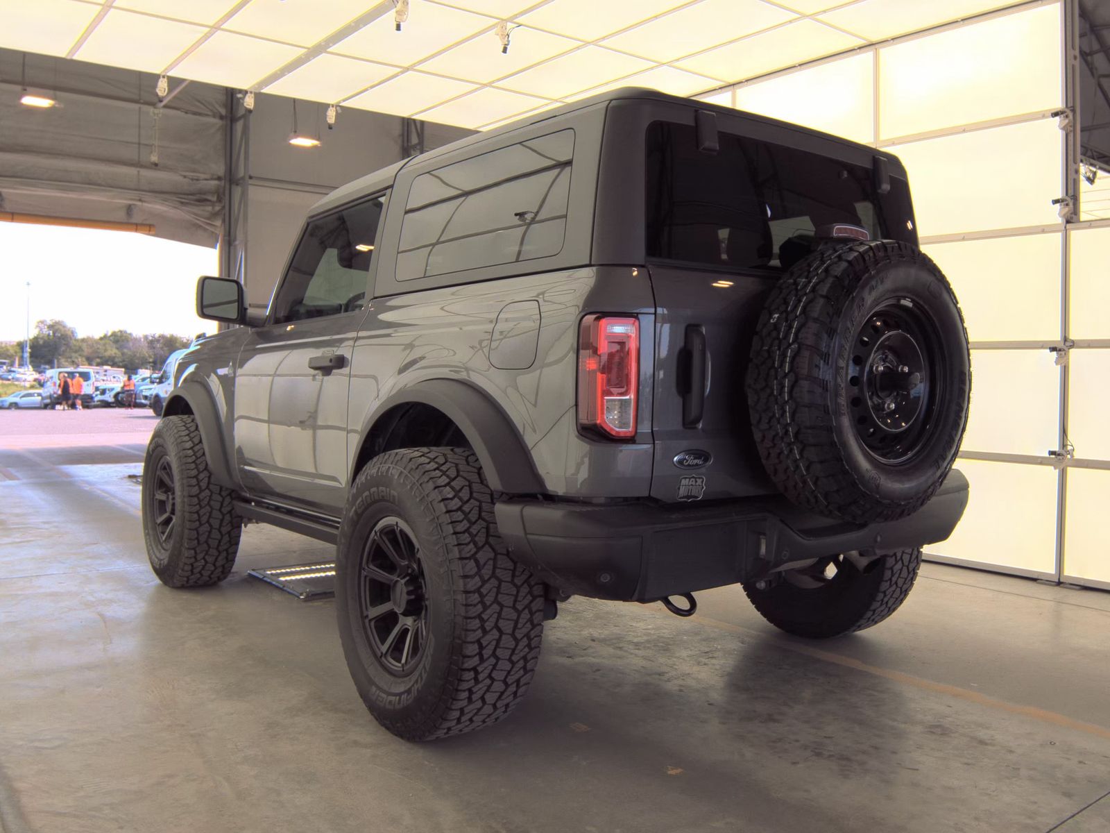 FORD BRONCO - 9