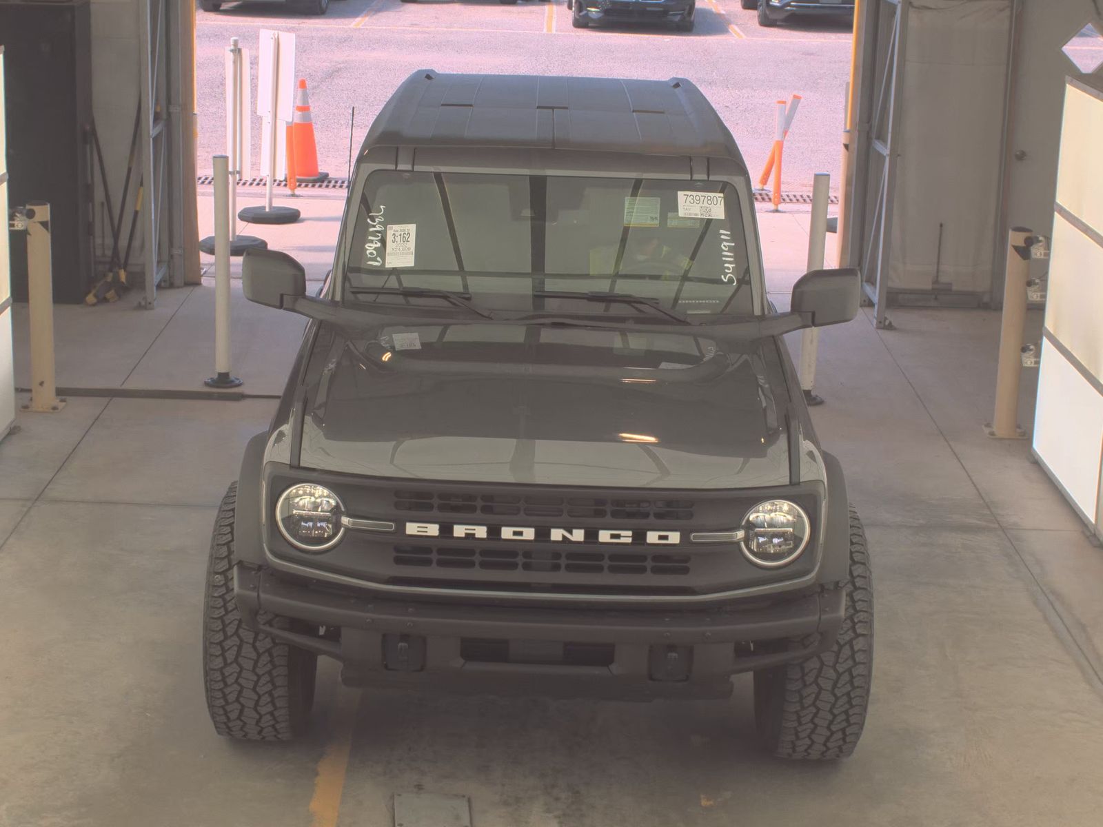 FORD BRONCO - 3