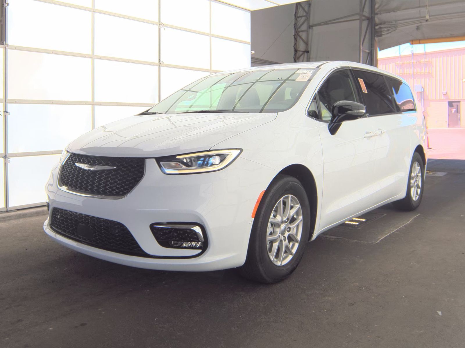 2025 Chrysler Pacifica Select FWD